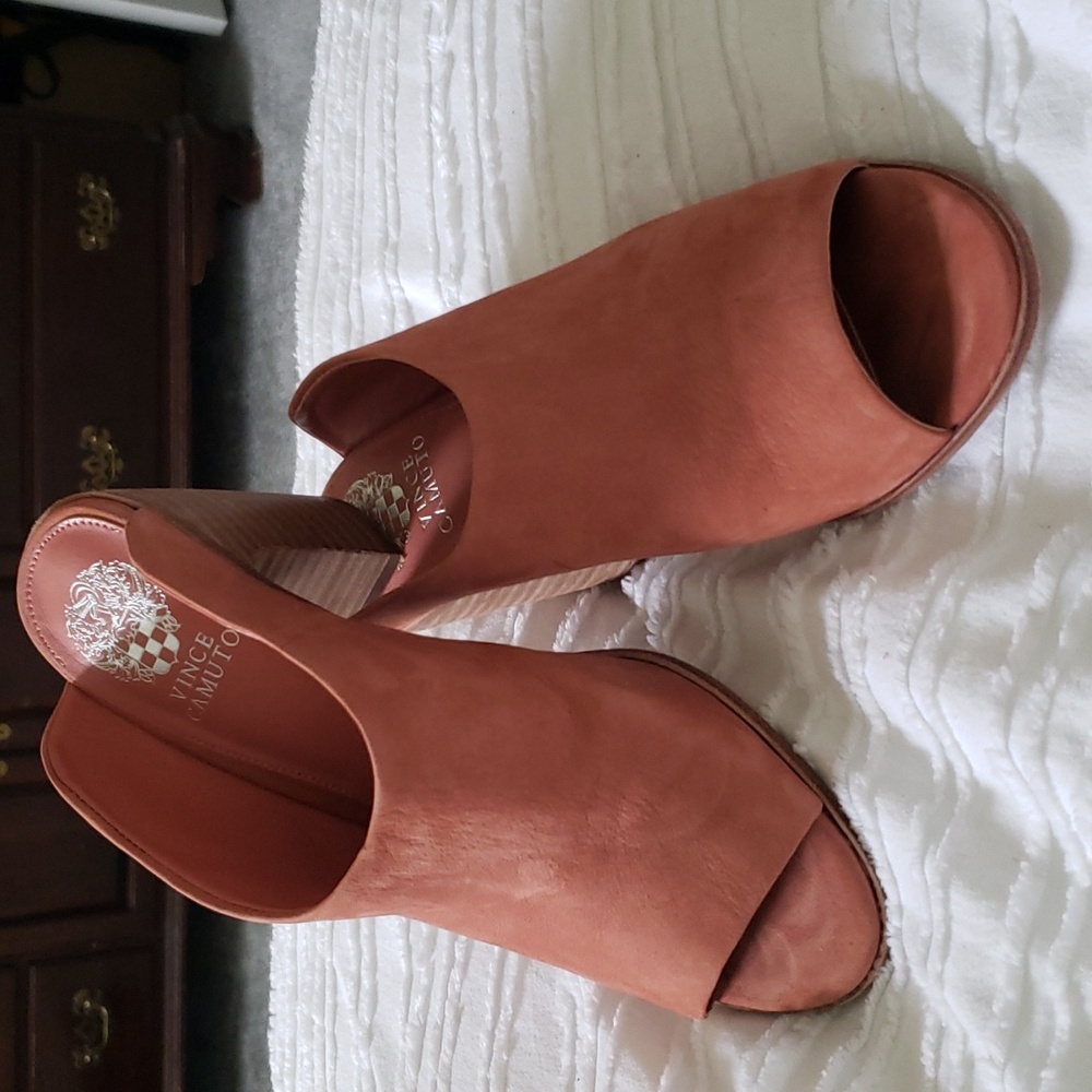 Vince Camuto womens shoes